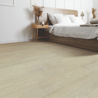 hardwood flooring in a london, ON, bathroom